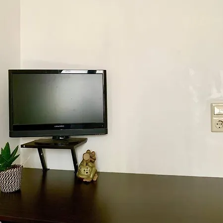 Zentrale In Bilk Mit Neuer Moderner Einrichtung Düsseldorf